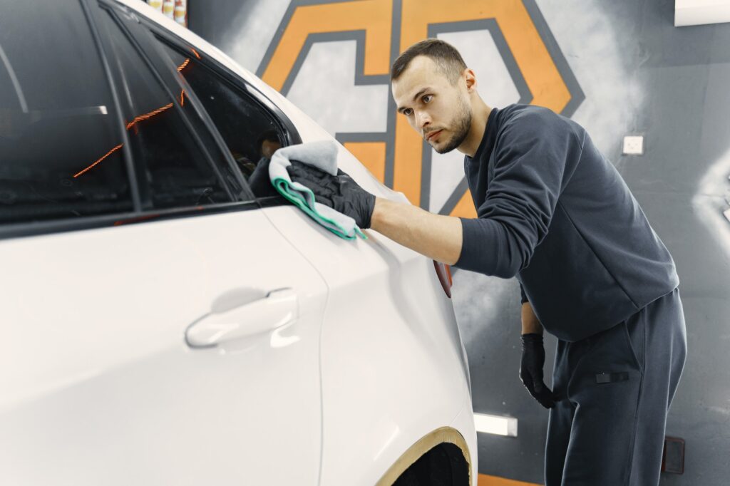 Car deep cleaning dubai